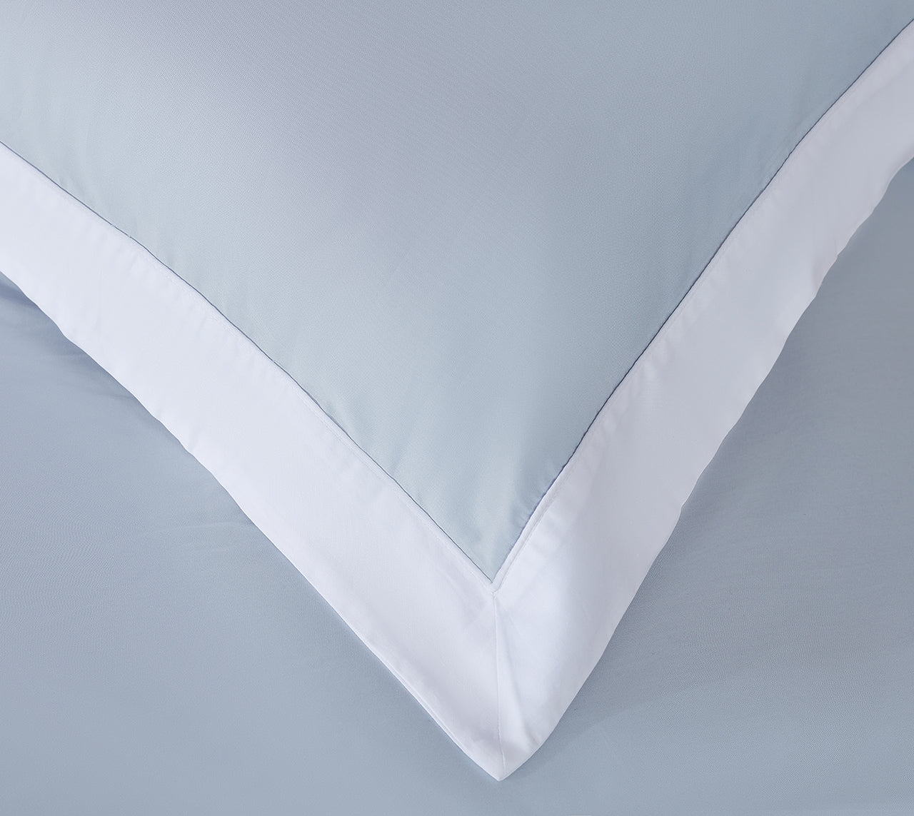 Misty Blue with White Edge Long-Staple Cotton Duvet Cover