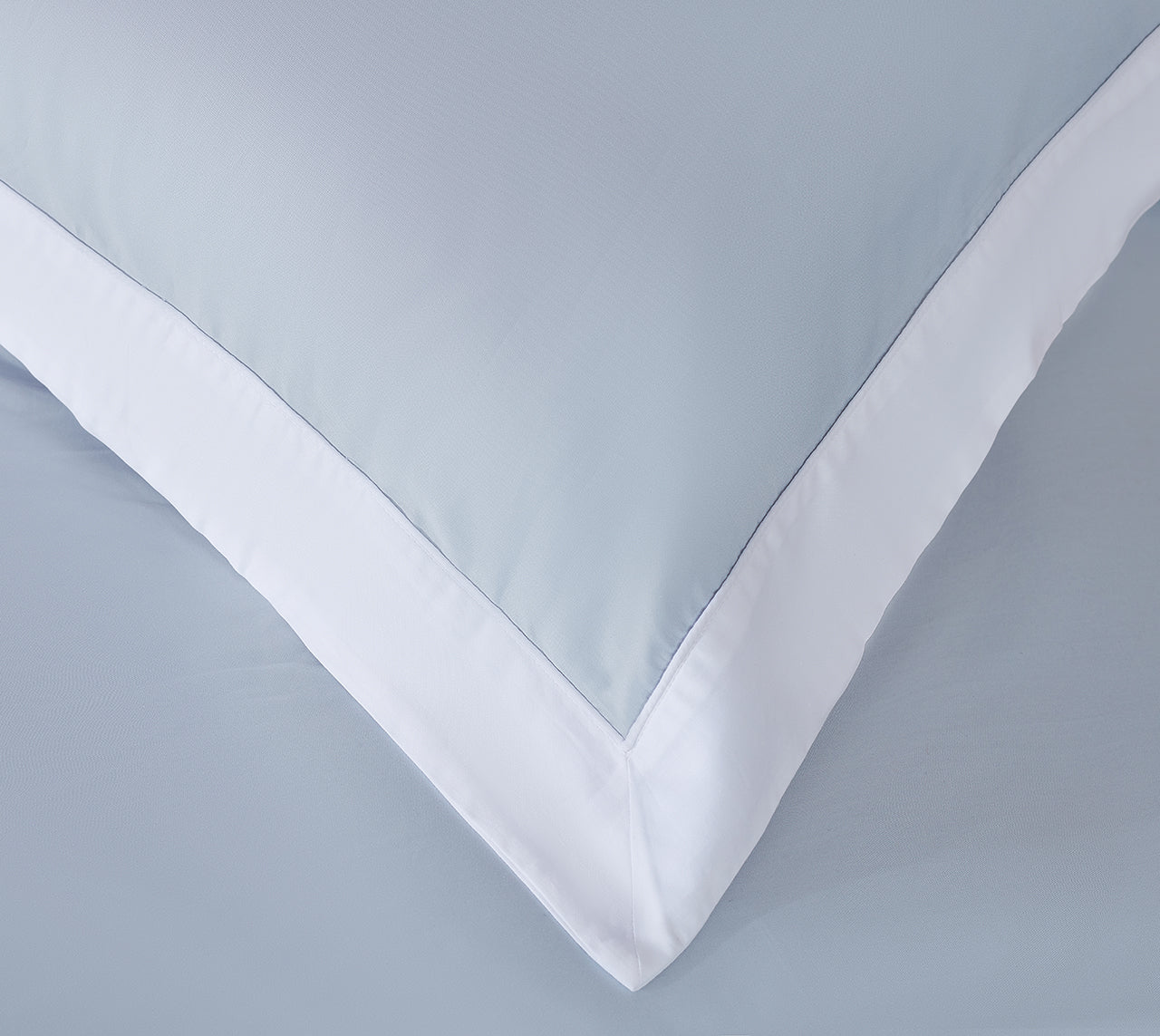 Long-staple Cotton Duvet Cover Set +Fitted Sheet,4-piece, Misty Blue + White